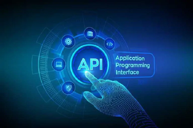 La importancia que tienen las APIs en la industria logística