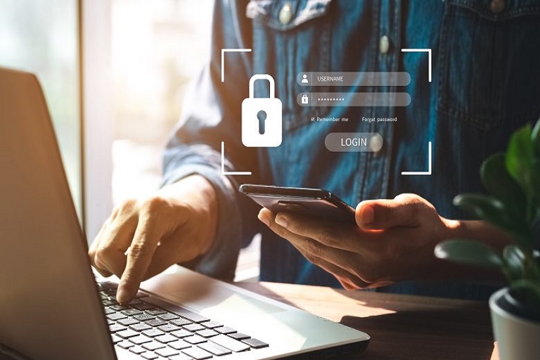 ¿Cómo pueden las empresas protegerse contra el fraude y mantener contentos a los buenos consumidores?