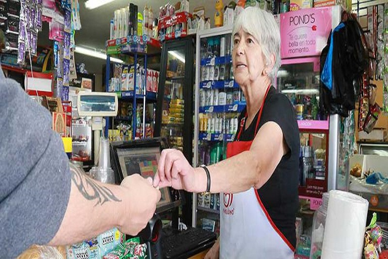 Las mujeres en tienditas aportan 180, 000 millones al PIB