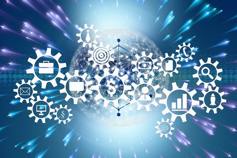 La digitalización corporativa con mujeres reduce la brecha de genero