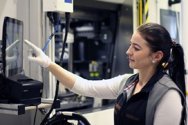 En México, existe una escasez de trabajadores calificados