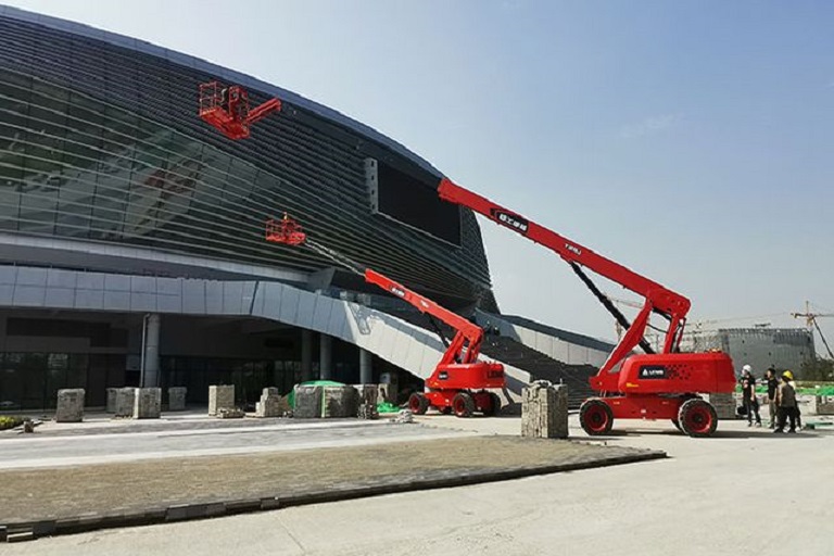 5 beneficios de las plataformas de elevación articuladas