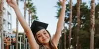 5 habilidades laborales que puedes obtener en una universidad online en USA