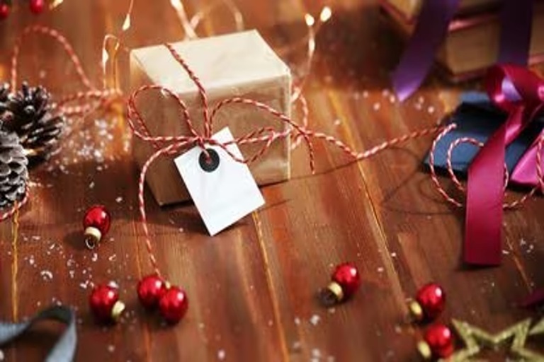 Haz a tu emprendedor feliz con 5 regalos de Navidad