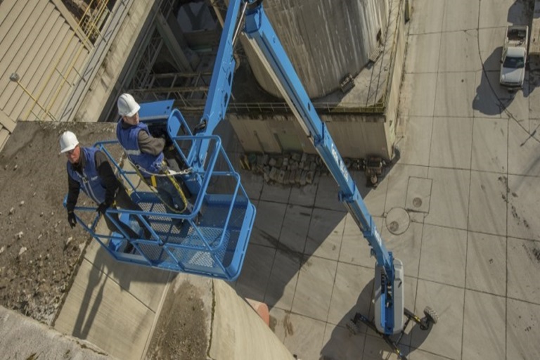 Plataformas de elevación: claves para elegir el equipo adecuado
