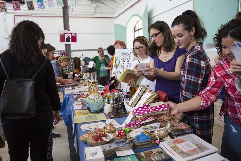 Microempresarias son el eje central de la economía familiar