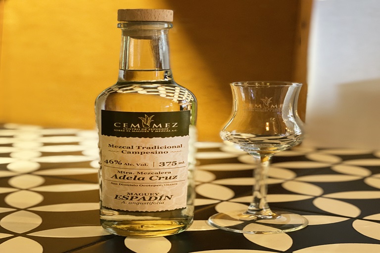 Saberes del Mezcal: Empoderando a los Maestros, transformando la Industria