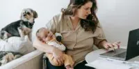 Del hogar a la oficina: el liderazgo femenino en un mundo de múltiples roles