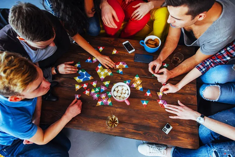 Emprendimientos en tendencia: Cafés, juegos y creatividad sin alcohol