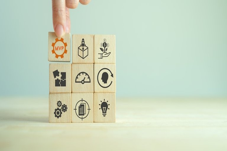 Del MVP al primer cliente: cómo lograr tus primeras ventas sin inversión publicitaria