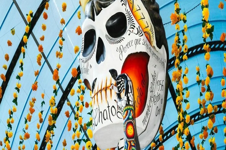 Emprender entre almas y calaveras: cómo aprovechar Día de Muertos y Halloween para crecer tu negocio